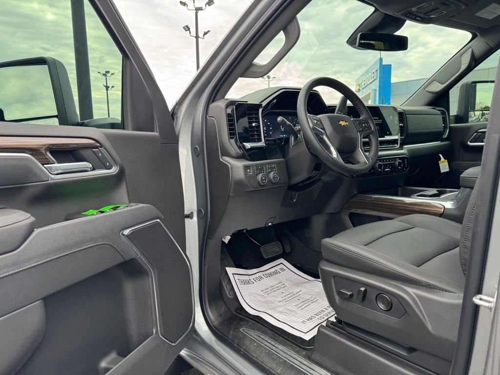New 2026 Chevrolet Silverado 2500 LT AWD/4WD image 11