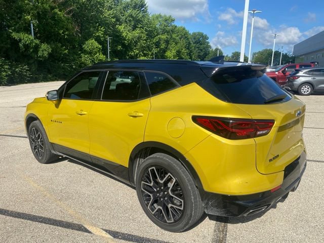 Used 2023 Chevrolet Blazer RS w/ Driver Confidence II Package FWD image 3