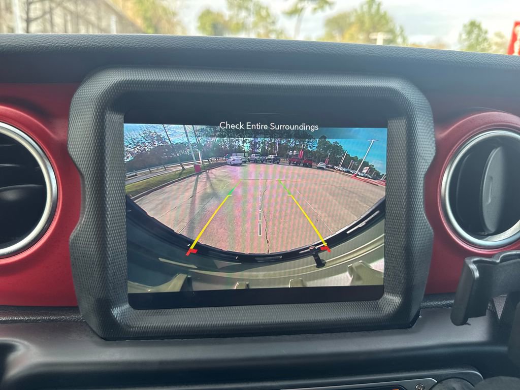 Used 2023 Jeep Wrangler Unlimited Rubicon image 17