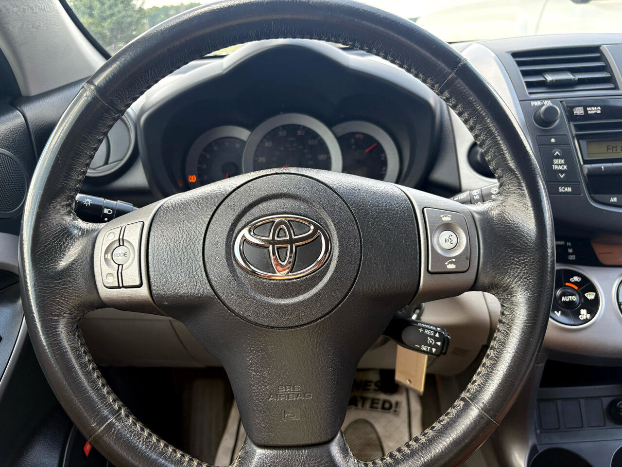 Used 2007 Toyota RAV4 Limited image 16