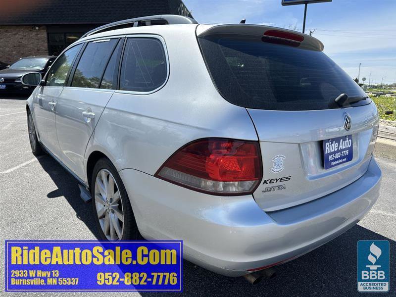 Used 2011 Volkswagen Jetta TDI FWD image 7