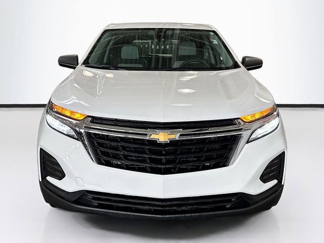 Used 2023 Chevrolet Equinox LS w/ Driver Confidence II Package image 4