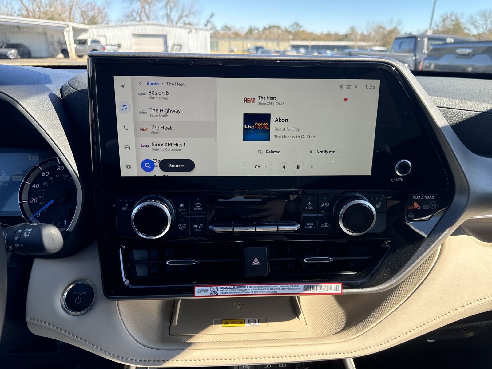 New 2025 Toyota Highlander XLE AWD/4WD image 19