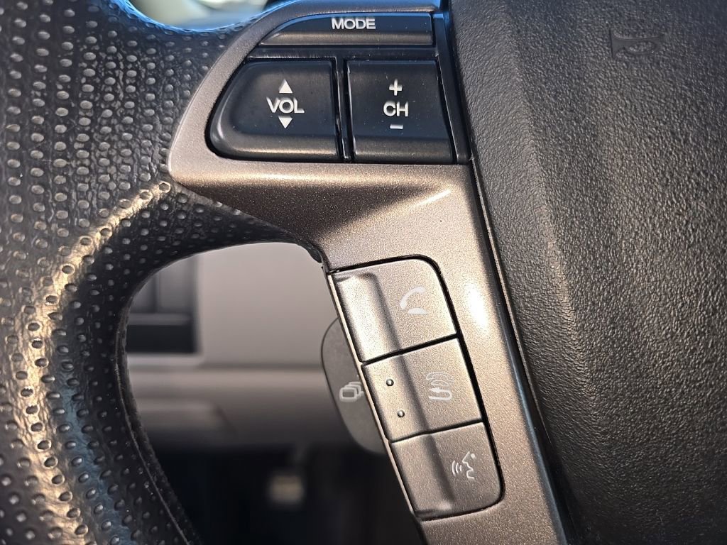 Used 2016 Honda Odyssey SE image 16