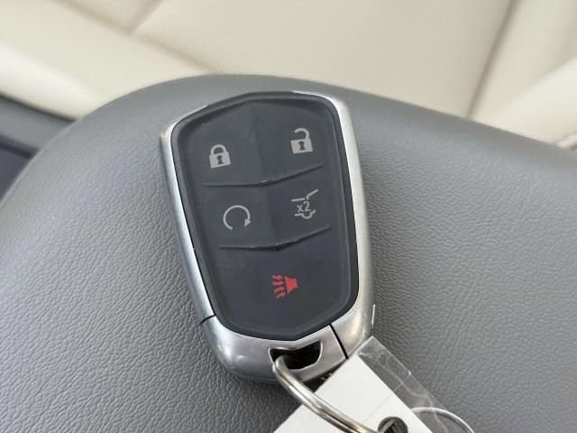 Used 2020 Cadillac XT6 Premium Luxury AWD/4WD image 37