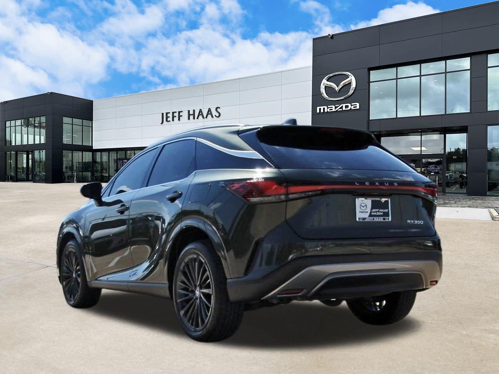 Used 2025 Lexus RX 350 Premium w/ Convenience Package FWD image 2