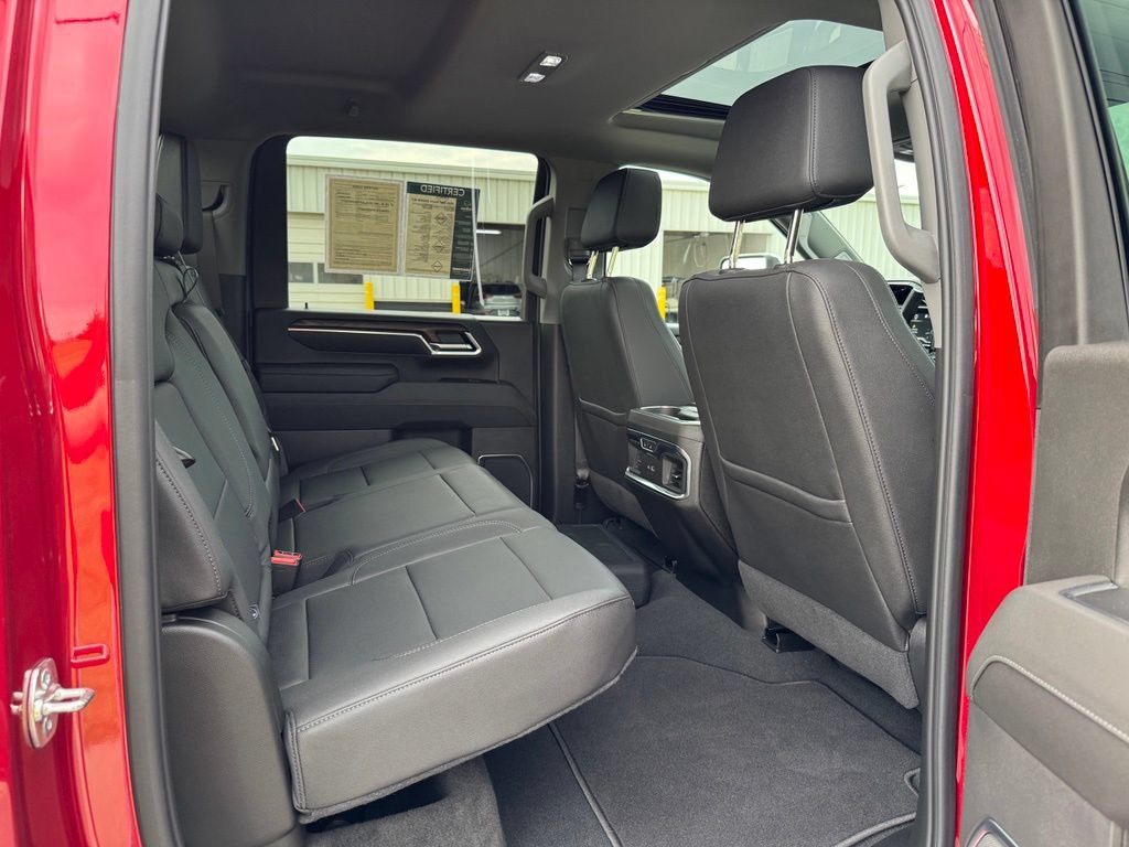 Certified 2025 GMC Sierra 2500 SLT w/ SLT Premium Package AWD/4WD image 30