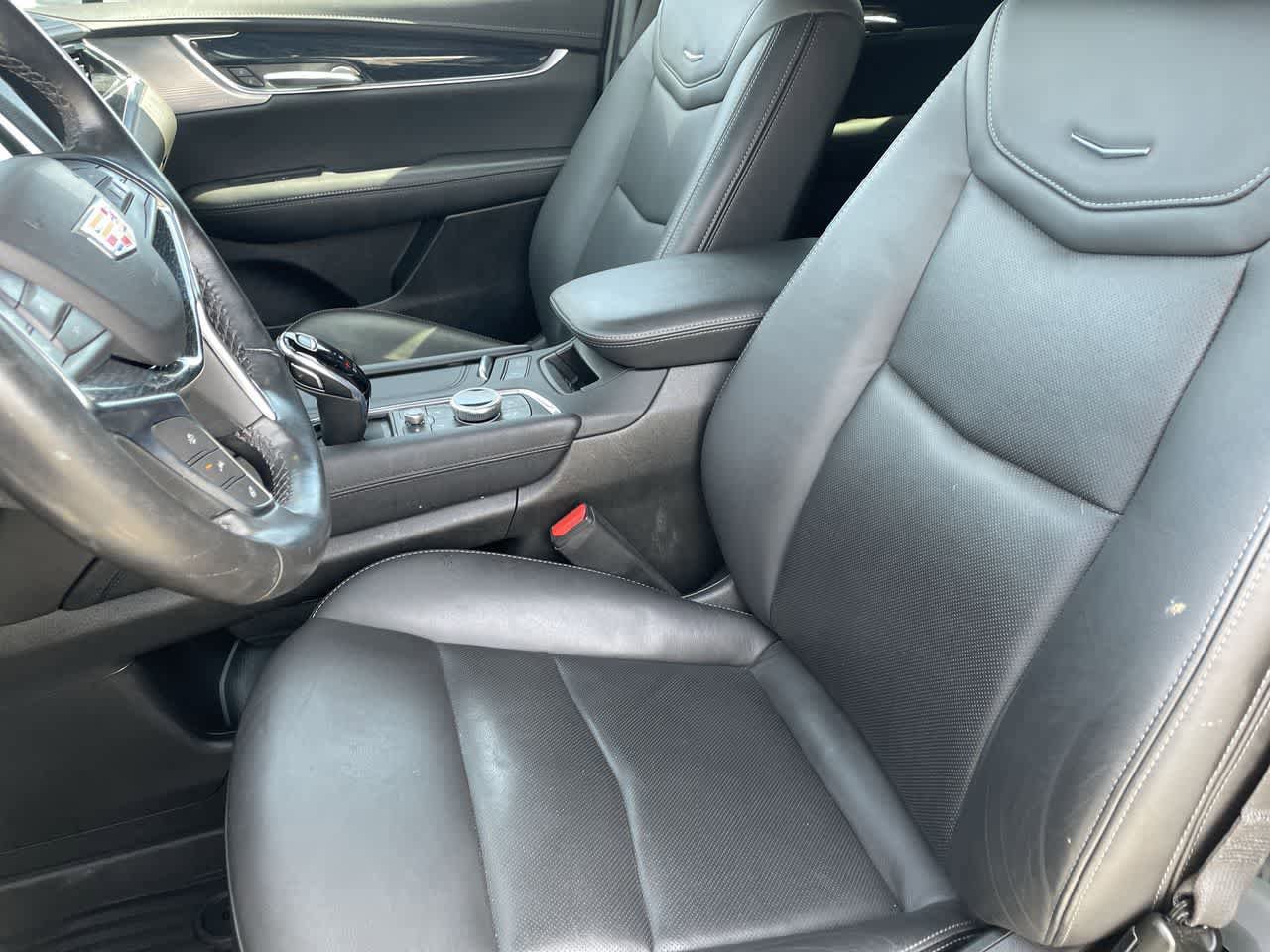 Used 2024 Cadillac XT5 Premium Luxury w/ LPO, Floor Liner Package FWD image 12