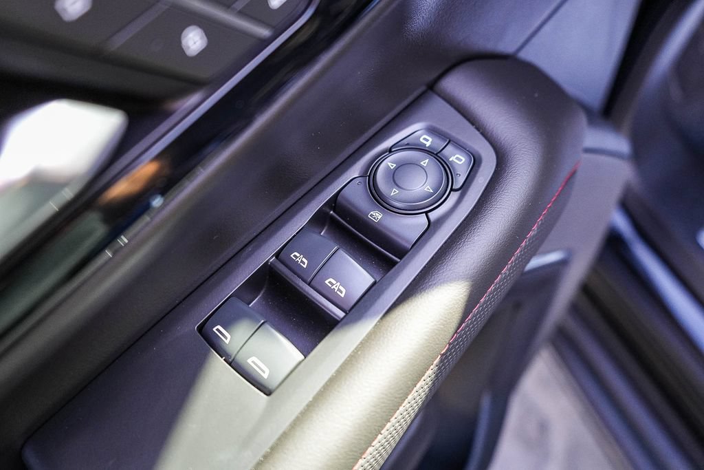 Used 2025 Chevrolet Suburban RST AWD/4WD image 19