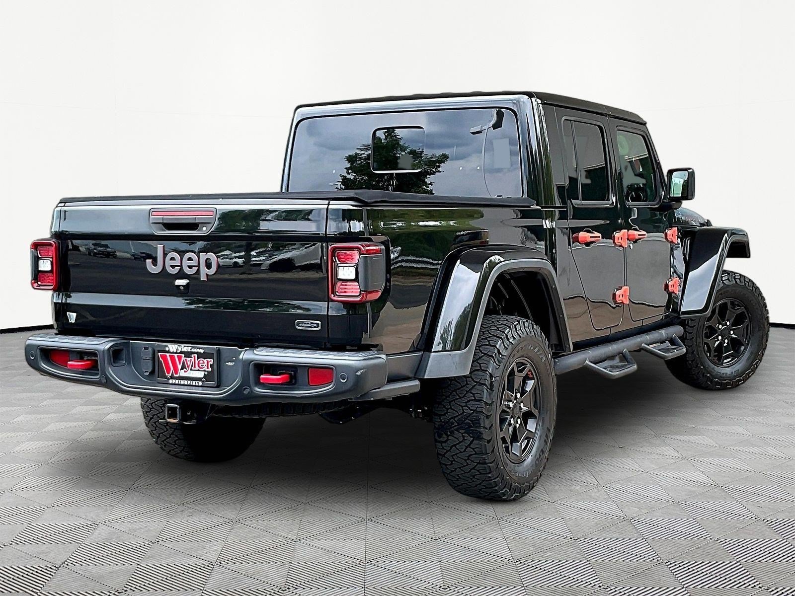 Used 2020 Jeep Gladiator Rubicon AWD/4WD image 6