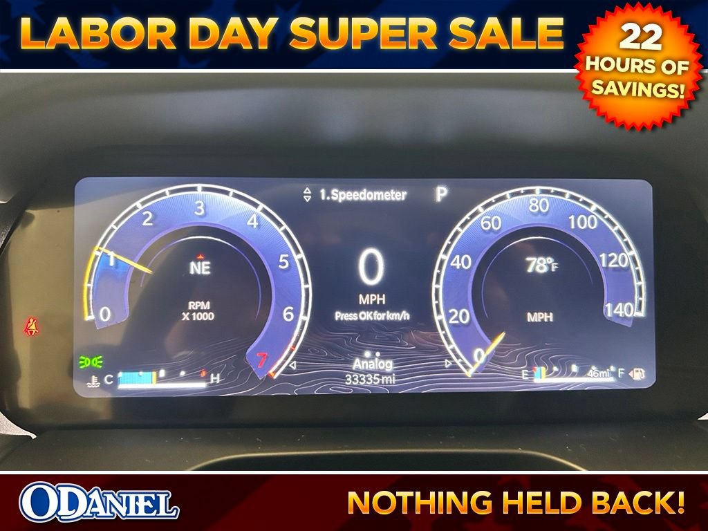 Used 2024 Jeep Grand Cherokee L Altitude AWD/4WD image 15