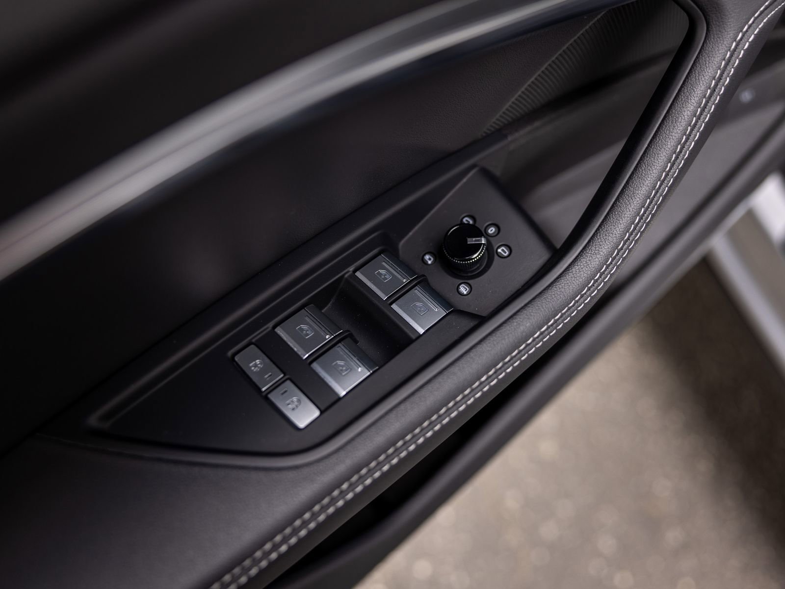 Used 2023 Audi e-tron Premium Plus AWD/4WD image 38