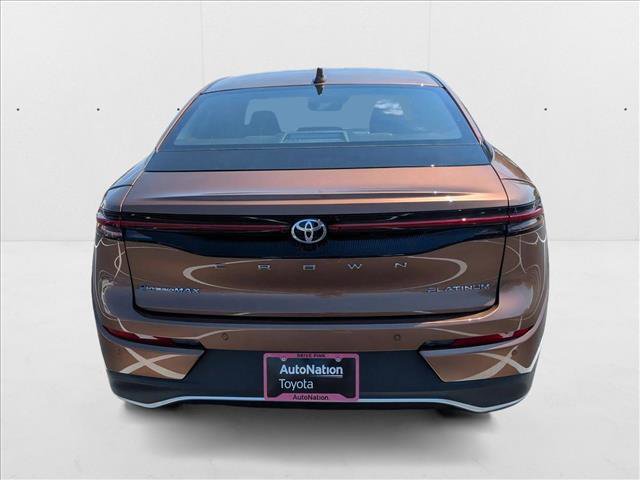 New 2026 Toyota Crown Platinum image 8