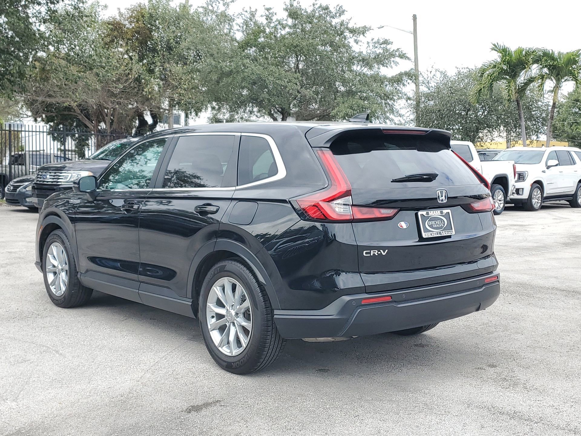 Used 2025 Honda CR-V EX-L image 6