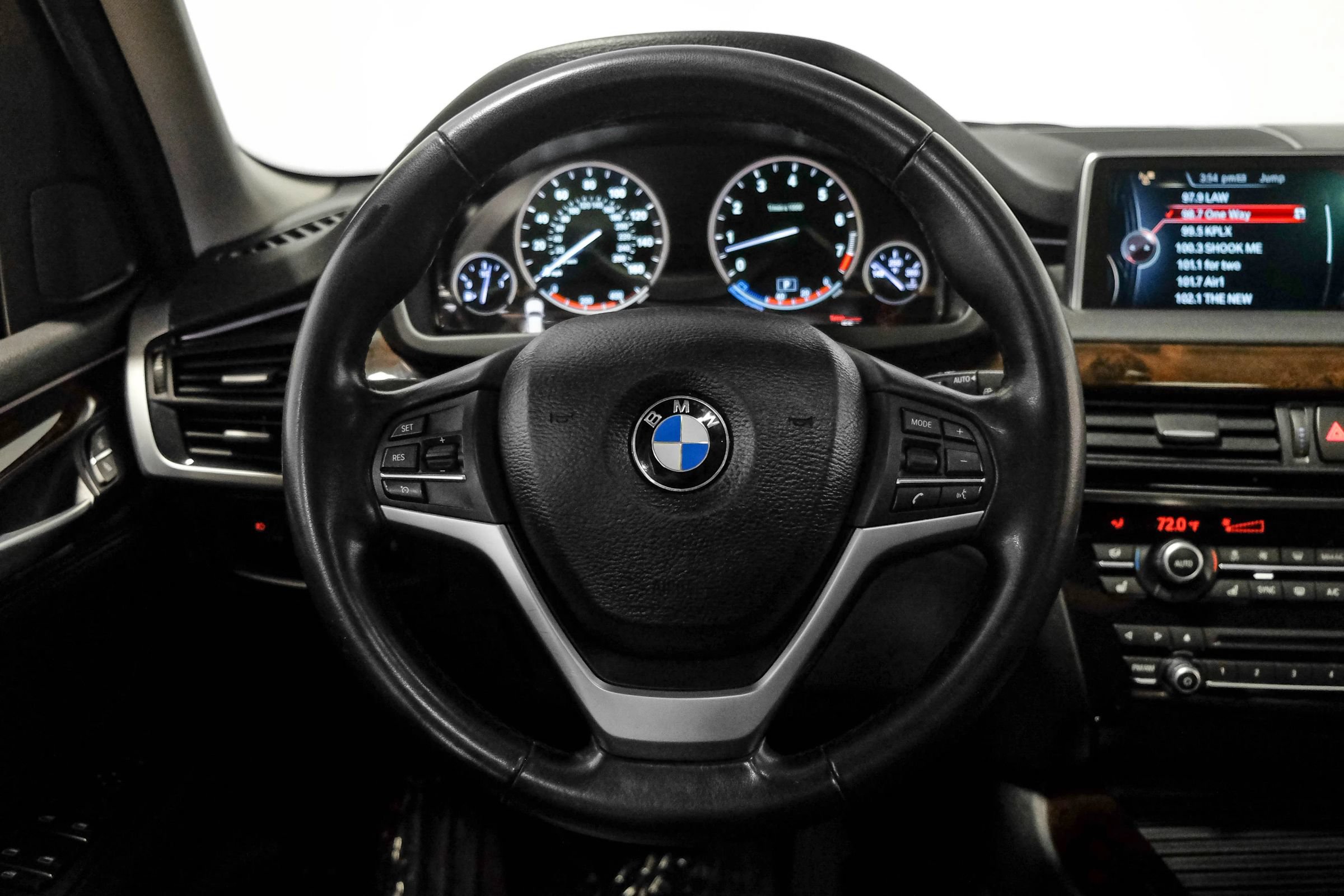 Used 2015 BMW X5 xDrive35i AWD/4WD image 11