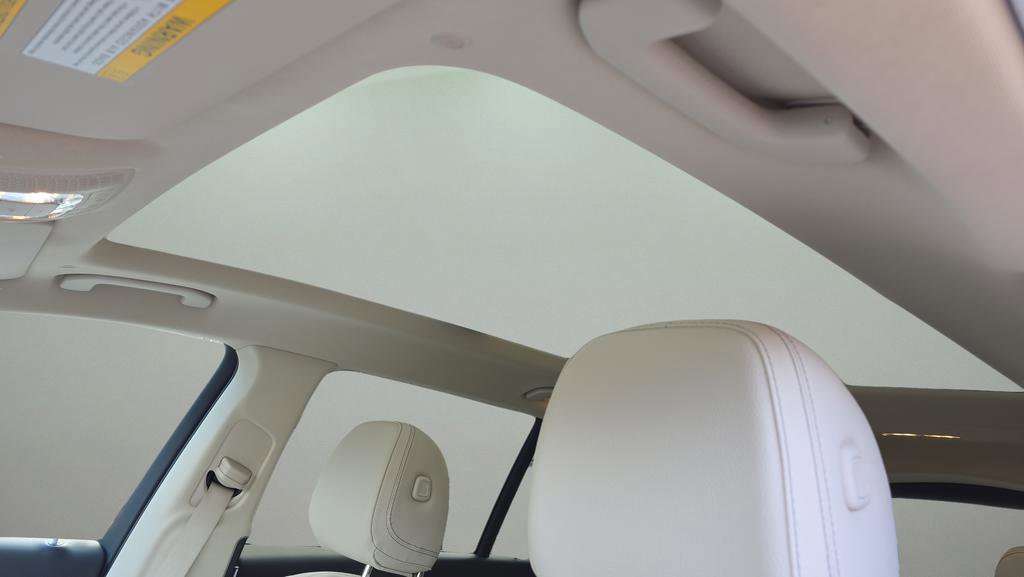 Used 2024 Mercedes-Benz GLS 450 4MATIC image 11