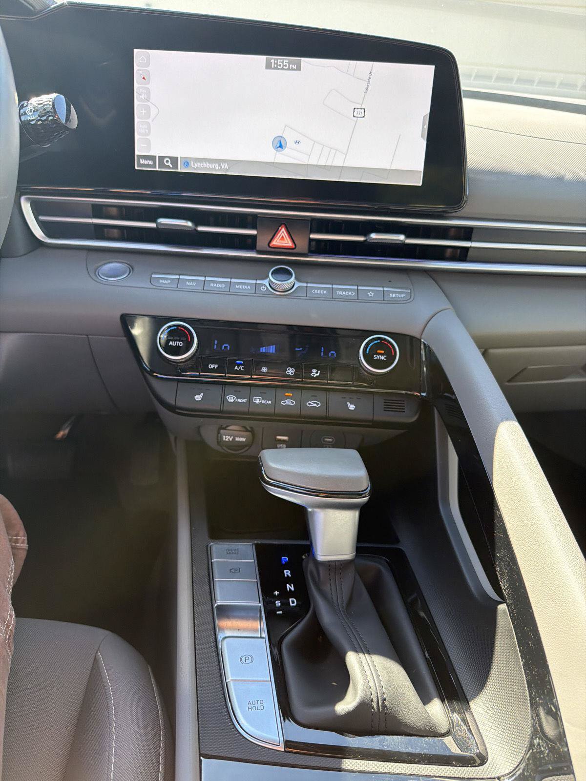 Certified 2025 Hyundai Elantra SEL FWD image 20