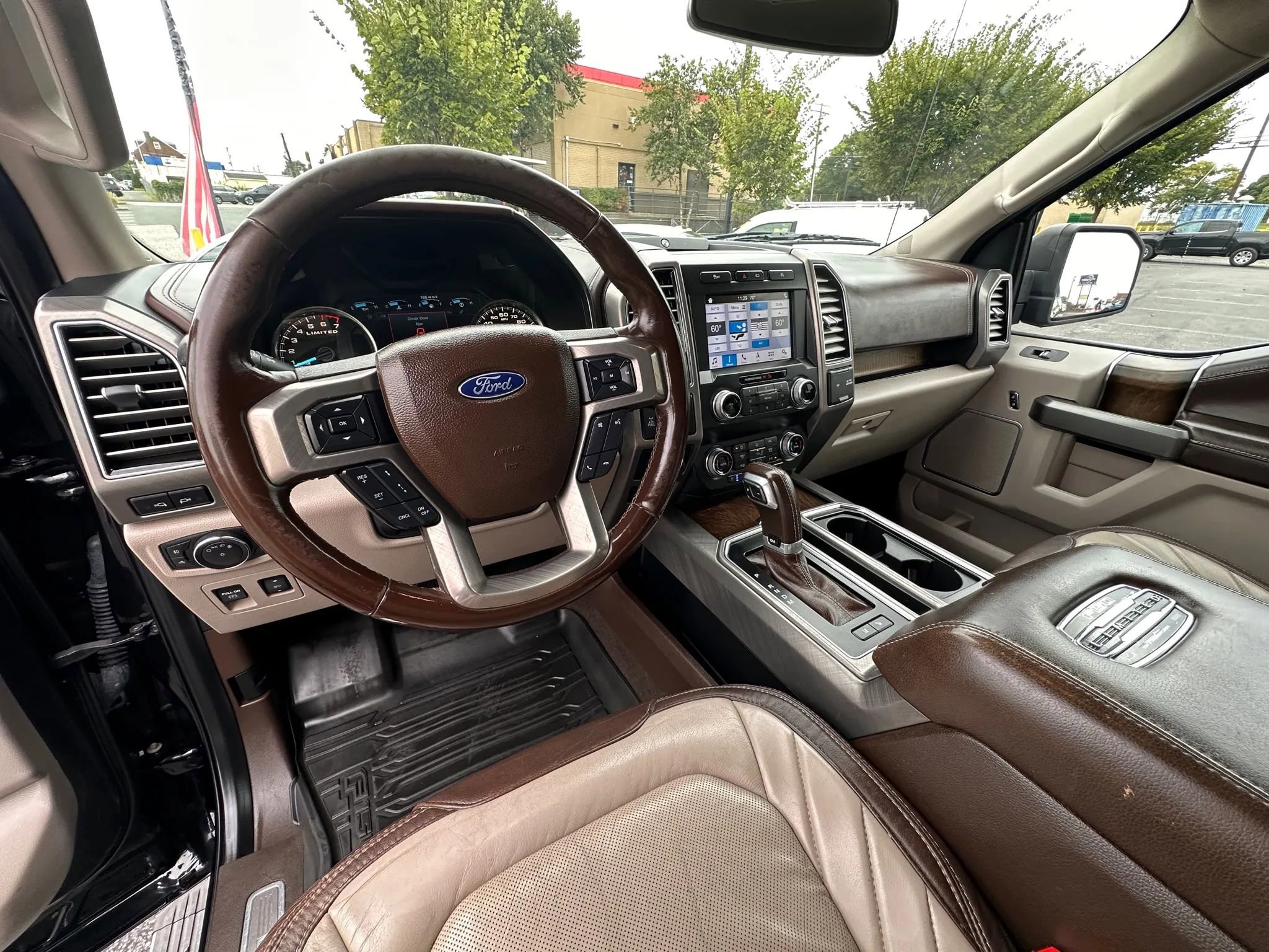 Used 2019 Ford F150 Limited w/ Trailer Tow Package image 10