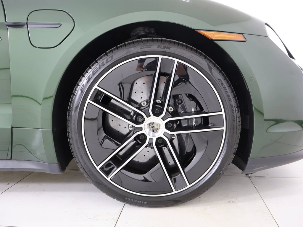Certified 2025 Porsche Taycan Turbo AWD/4WD image 29
