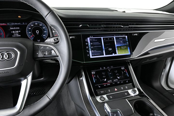 New 2025 Audi Q8 Premium image 12