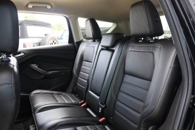 Used 2017 Ford Escape Titanium FWD image 27