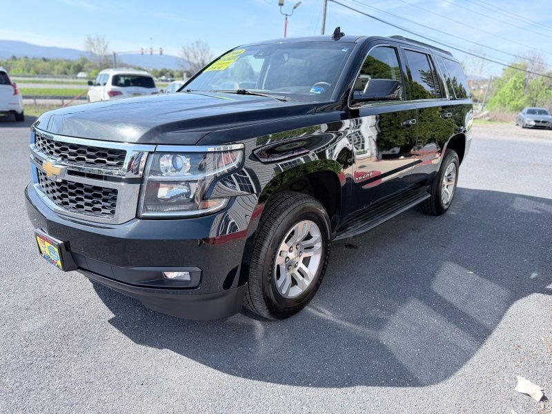 Used 2016 Chevrolet Tahoe LT w/ Luxury Package image 5
