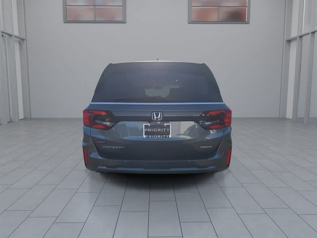 Certified 2026 Honda Odyssey Touring image 8