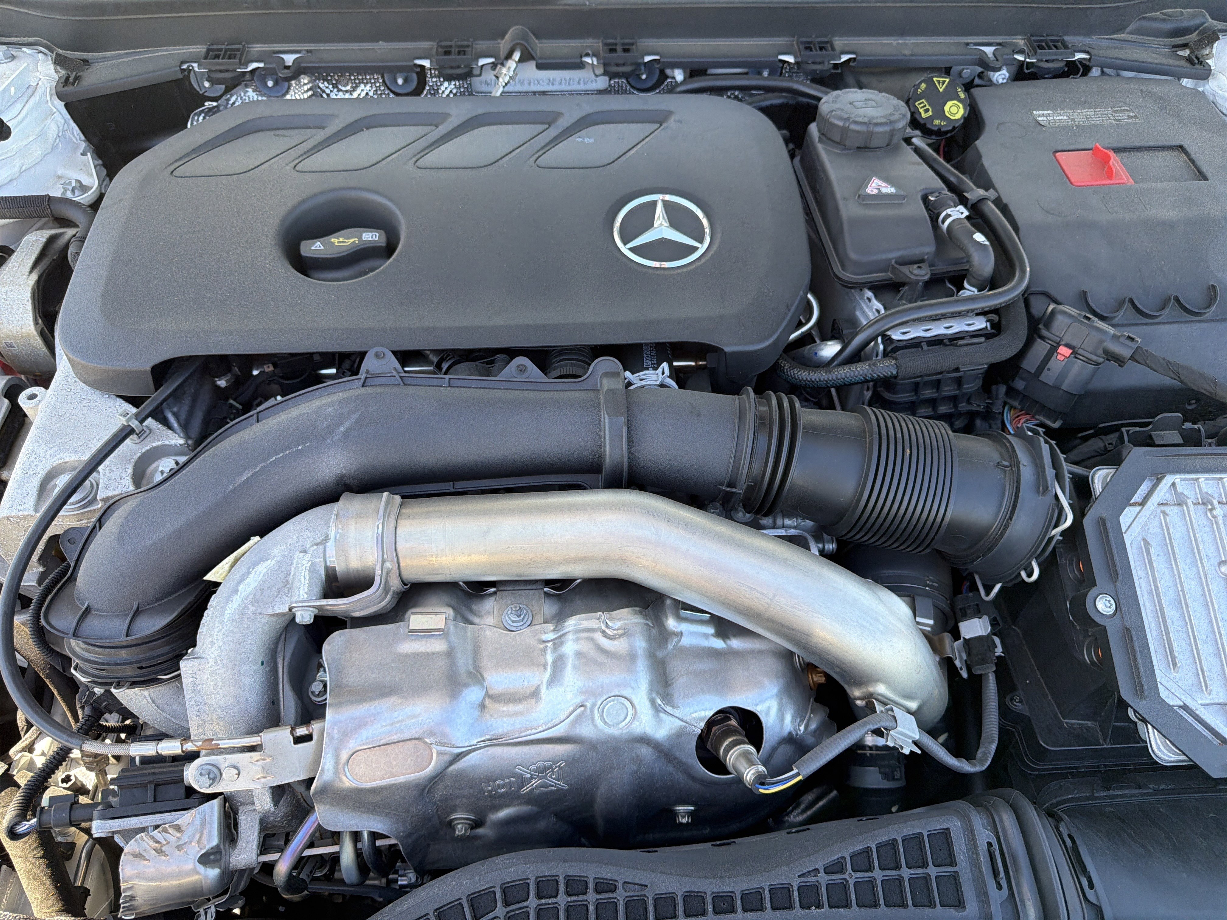 Used 2025 Mercedes-Benz CLA 250 image 36