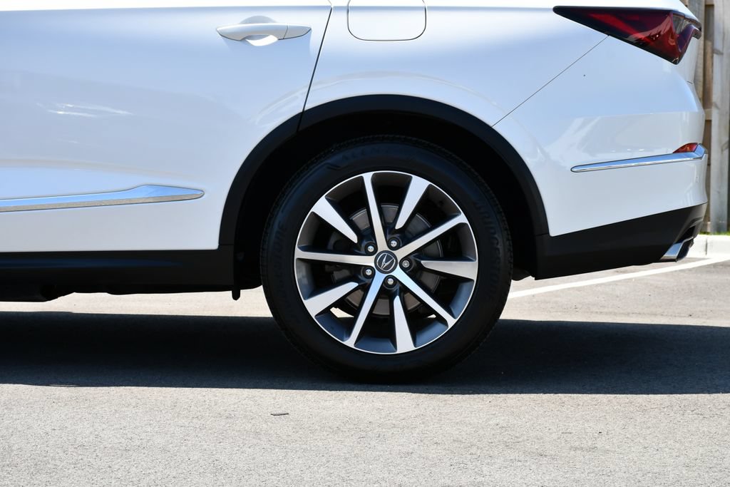 Used 2025 Acura MDX FWD w/ Technology Package image 14