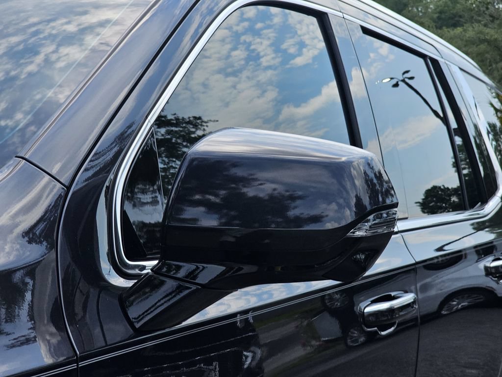 Certified 2025 Cadillac Escalade Premium Luxury Platinum w/ LPO, Floor Liner Package RWD image 12