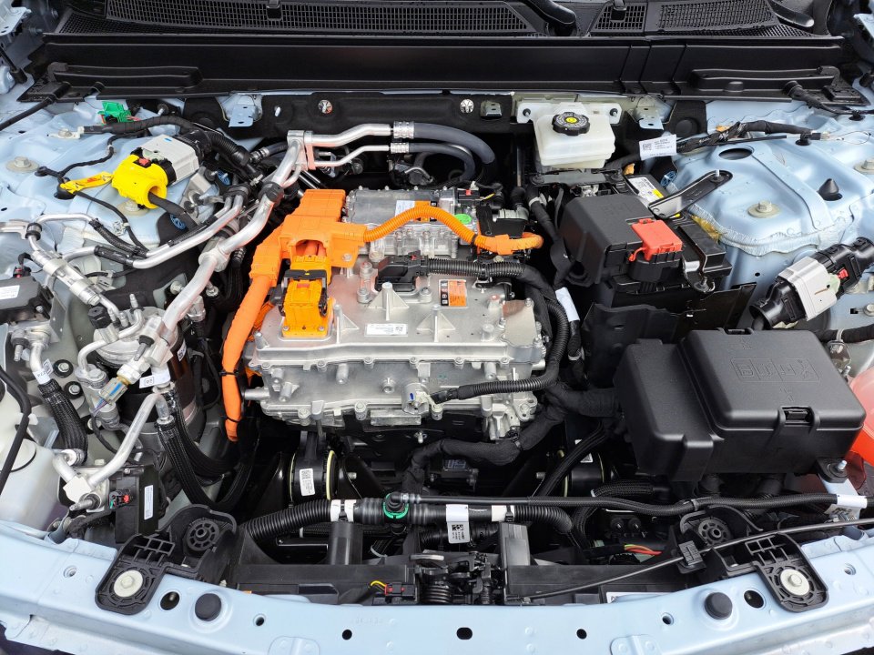 Certified 2025 Cadillac Lyriq Sport image 24