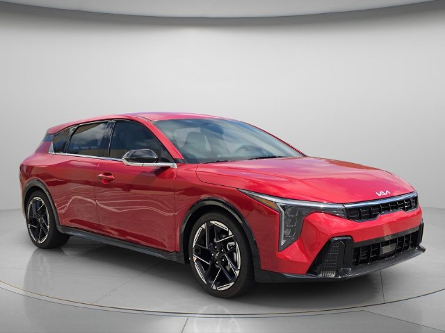 New 2026 Kia K4 GT-Line FWD image 3