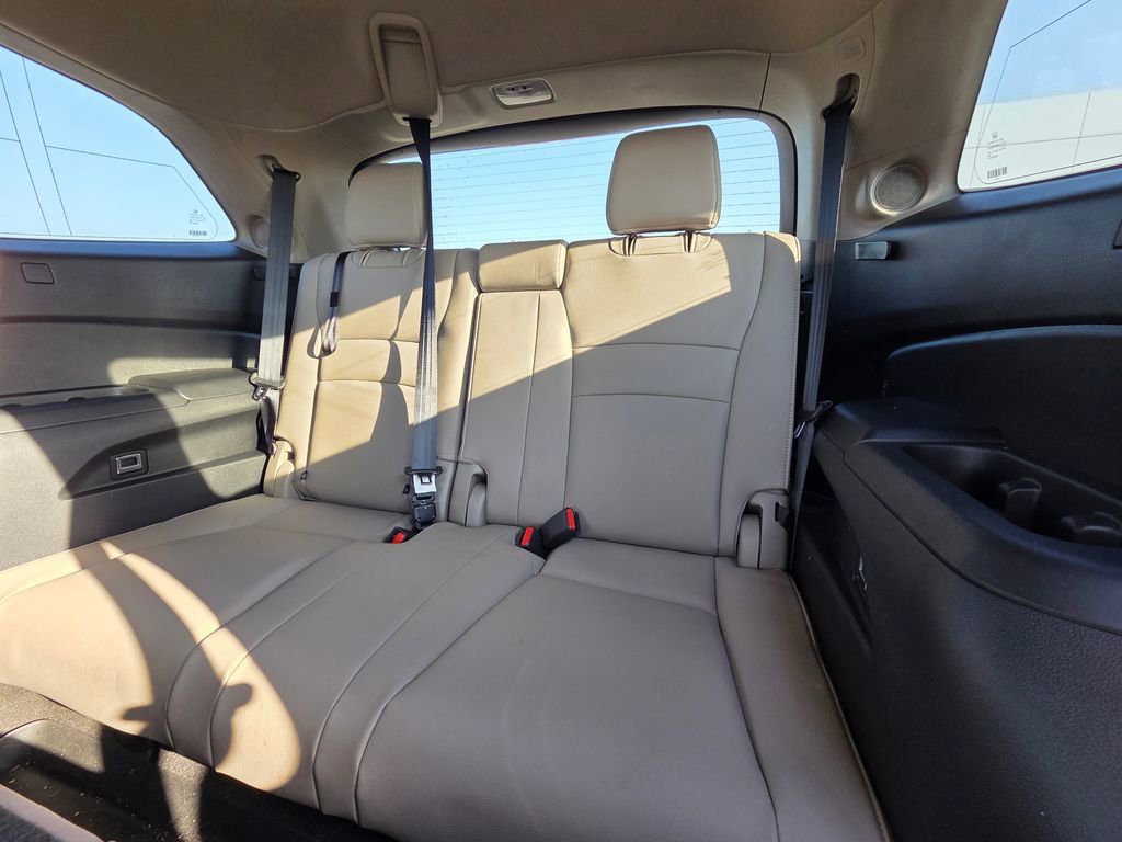 Used 2018 Honda Pilot Touring image 26