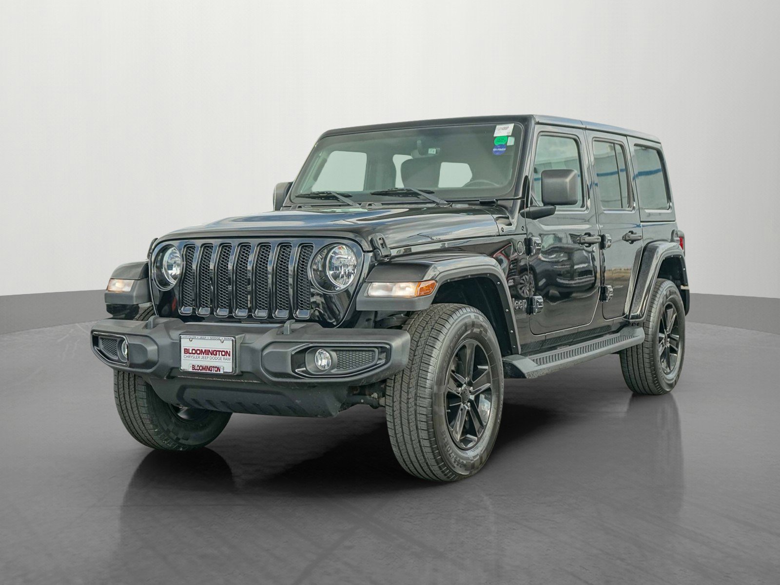 Used 2021 Jeep Wrangler Unlimited Sahara image 3
