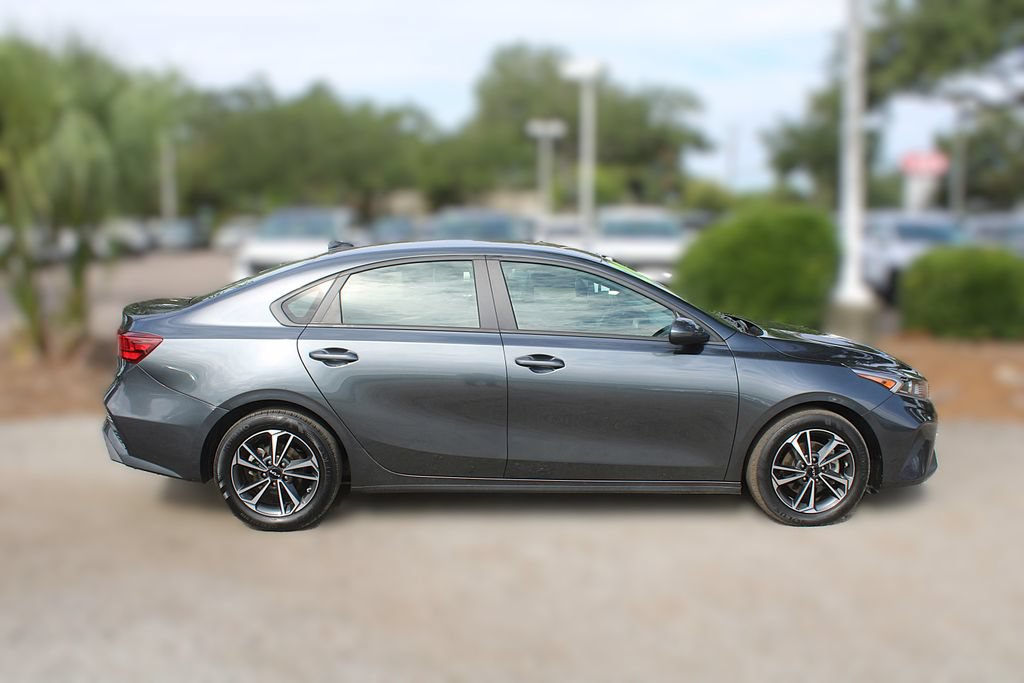 Used 2024 Kia Forte LXS FWD image 5