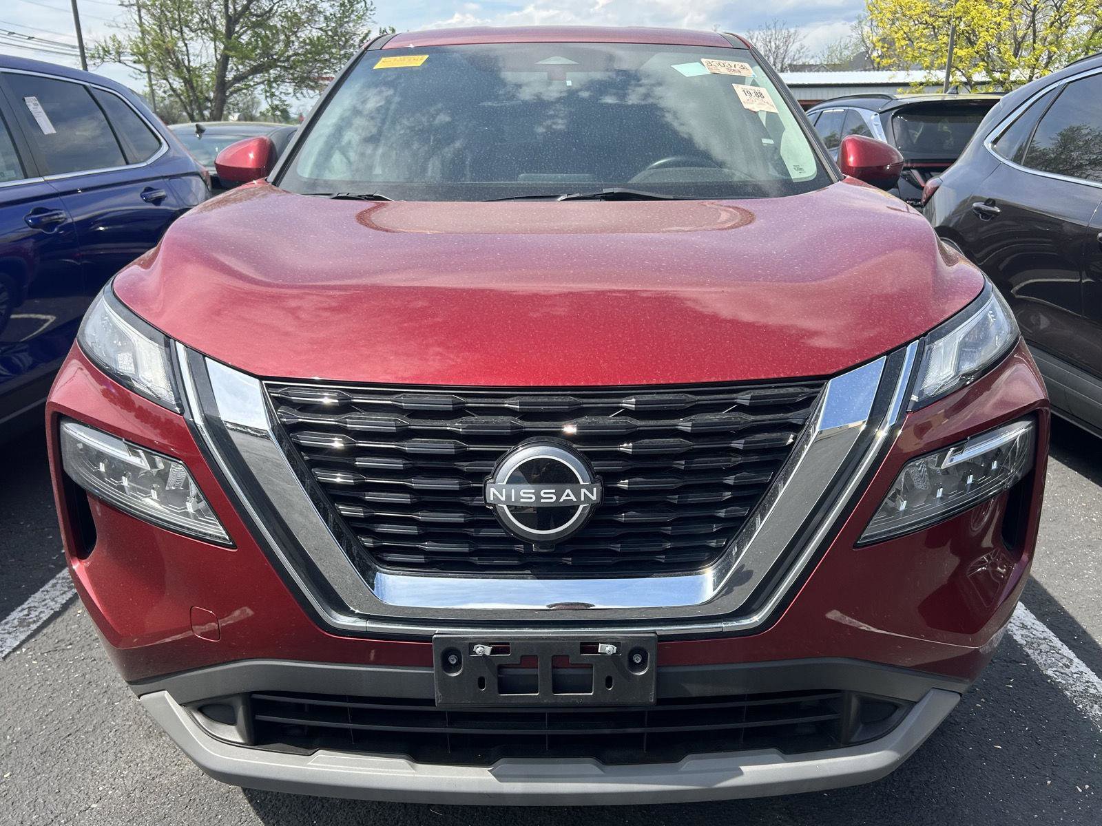 Used 2023 Nissan Rogue SV AWD/4WD image 5