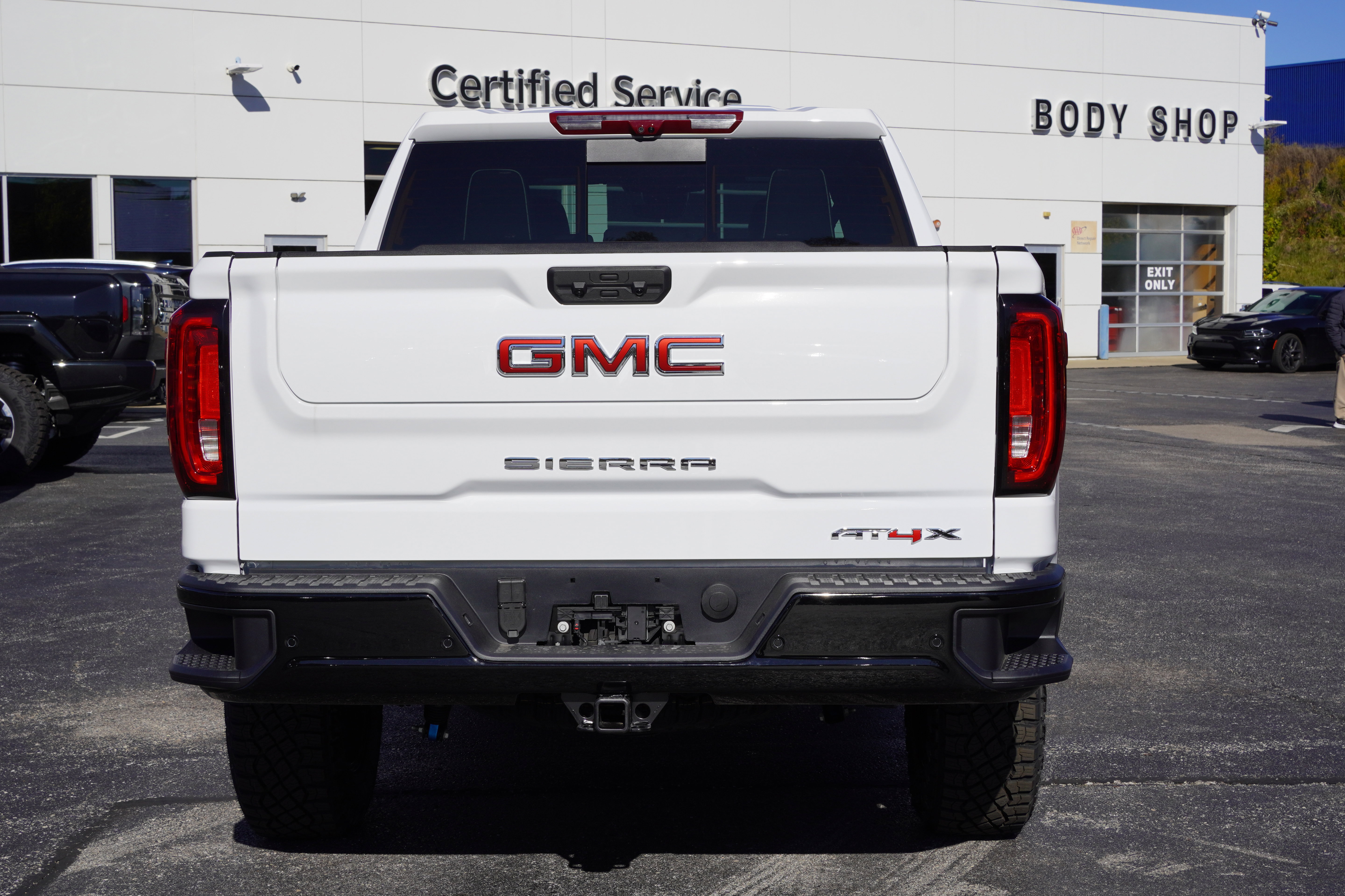 New 2026 GMC Sierra 1500 AT4X AWD/4WD image 7