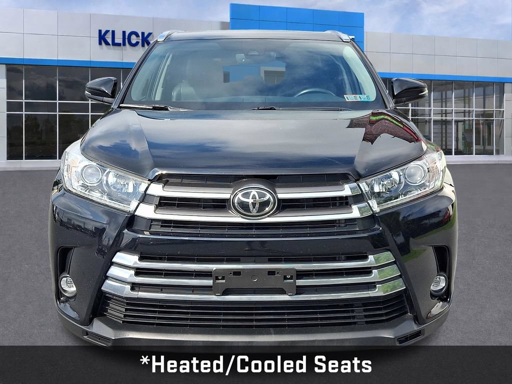 Used 2019 Toyota Highlander Limited AWD/4WD image 2