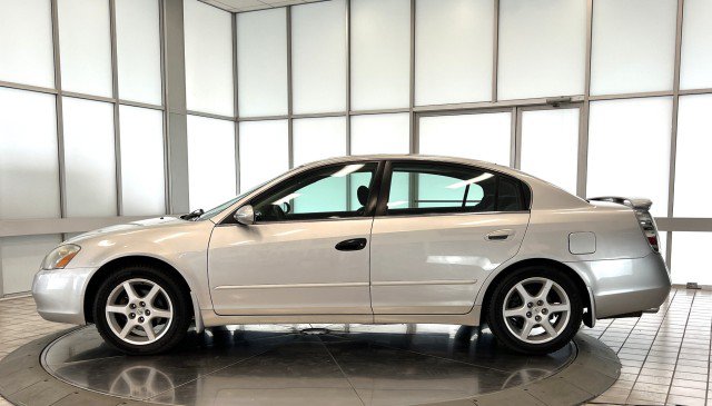 Used 2003 Nissan Altima 3.5 SE FWD image 4
