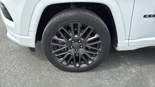 Certified 2023 Jeep Compass High Altitude AWD/4WD image 11