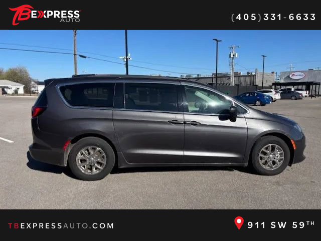 Used 2021 Chrysler Voyager Lxi image 6