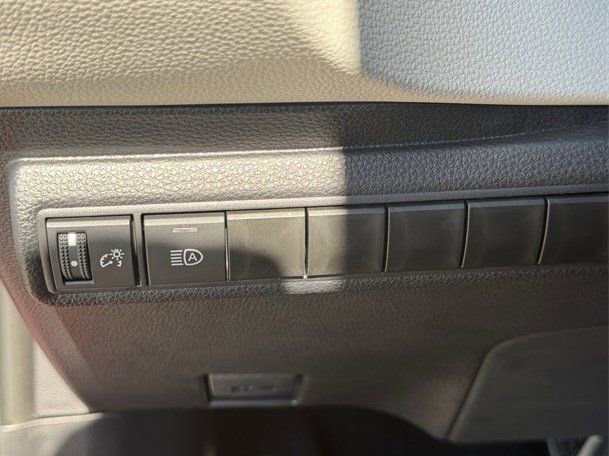 New 2026 Toyota Corolla LE FWD image 22