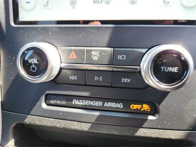 Used 2023 Ford Edge SEL image 24