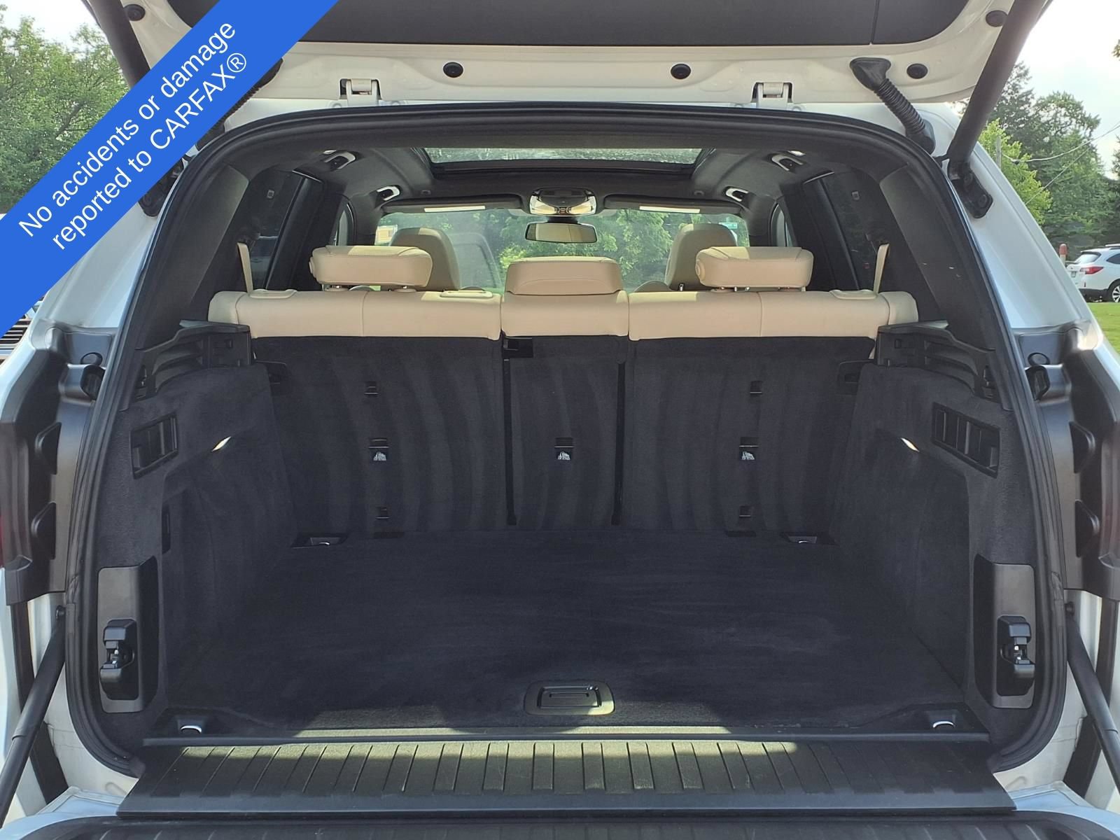 Used 2019 BMW X5 xDrive40i w/ Convenience Package AWD/4WD image 12