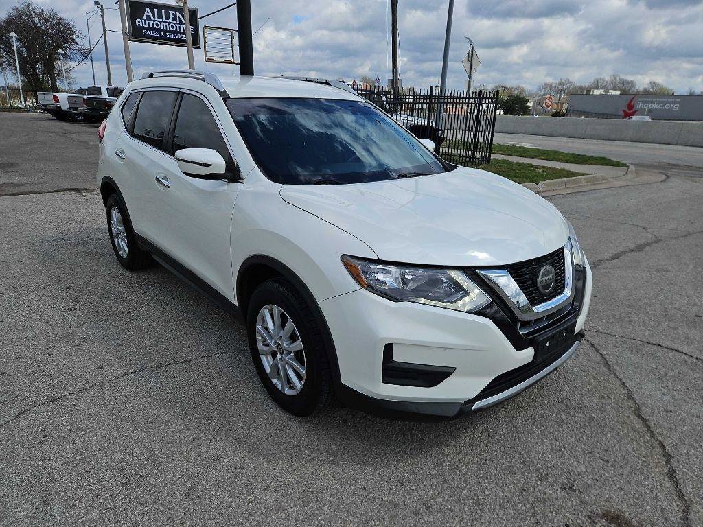 Used 2018 Nissan Rogue SV image 7