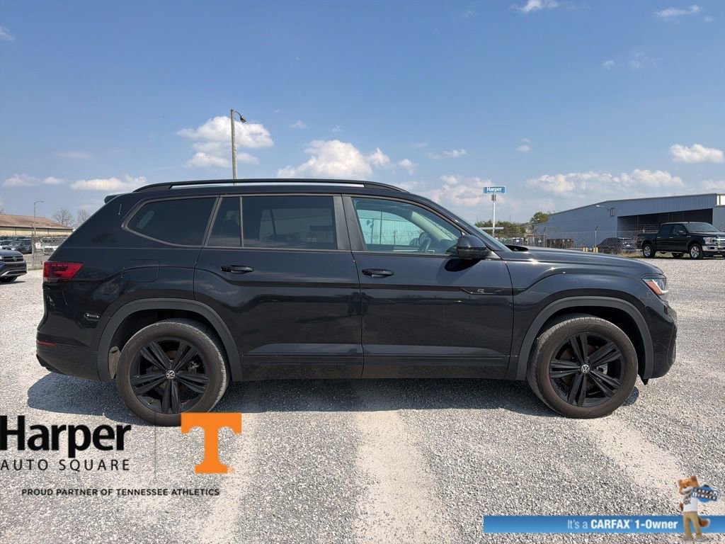 Used 2023 Volkswagen Atlas SEL R-Line image 6