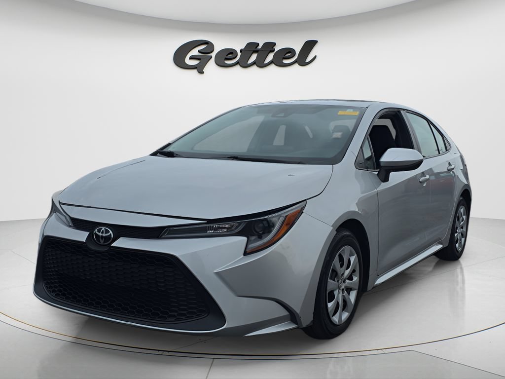 Used 2022 Toyota Corolla LE FWD image 1