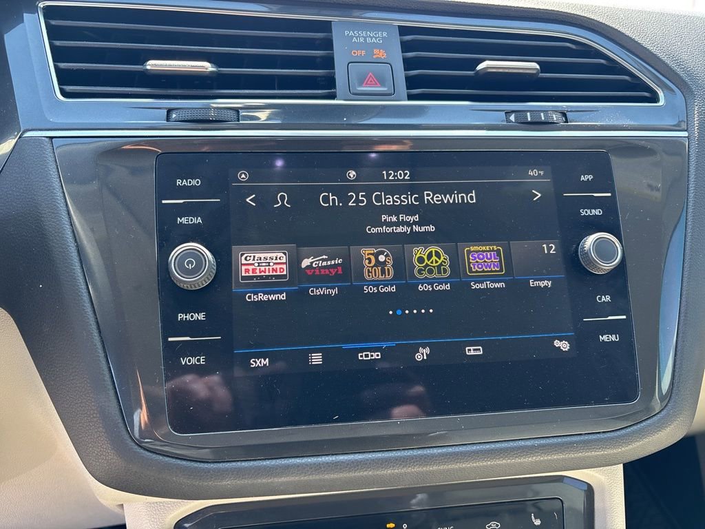 Used 2023 Volkswagen Tiguan SE image 15