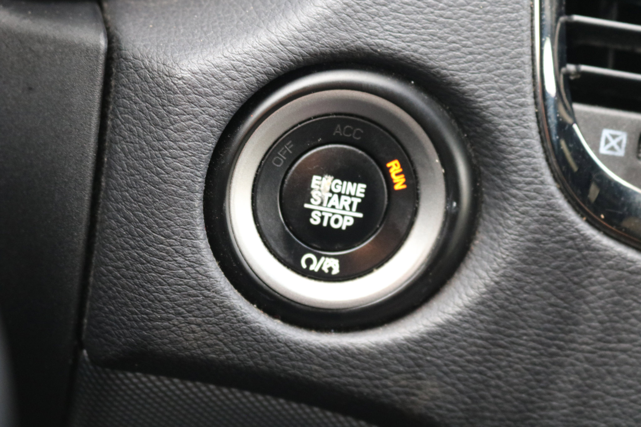 Used 2019 Dodge Durango GT image 27