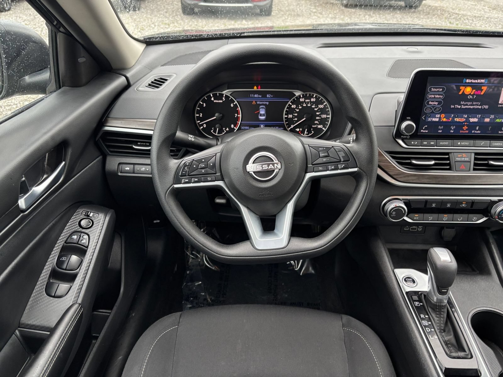 Used 2025 Nissan Altima 2.5 SV FWD image 34